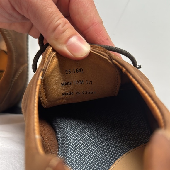 Johnston & Murphy Sheep skin Leather Shoes - Picture 7 of 9